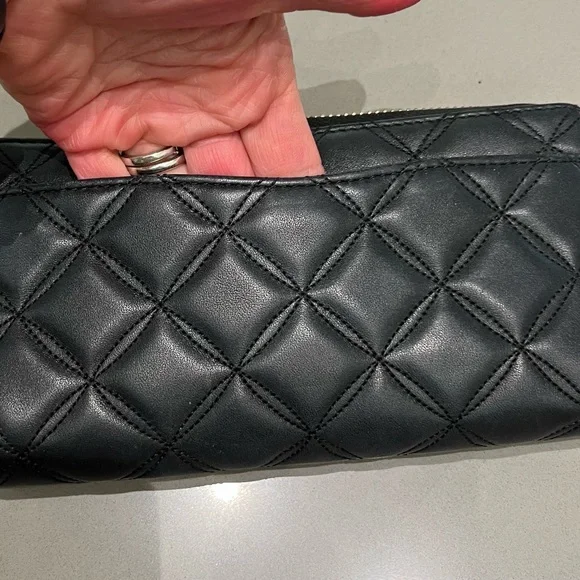 NWOT Kate Spade Natalia Continental Quilted Large Leather Black Zippered Wallet - Picture 4 of 7